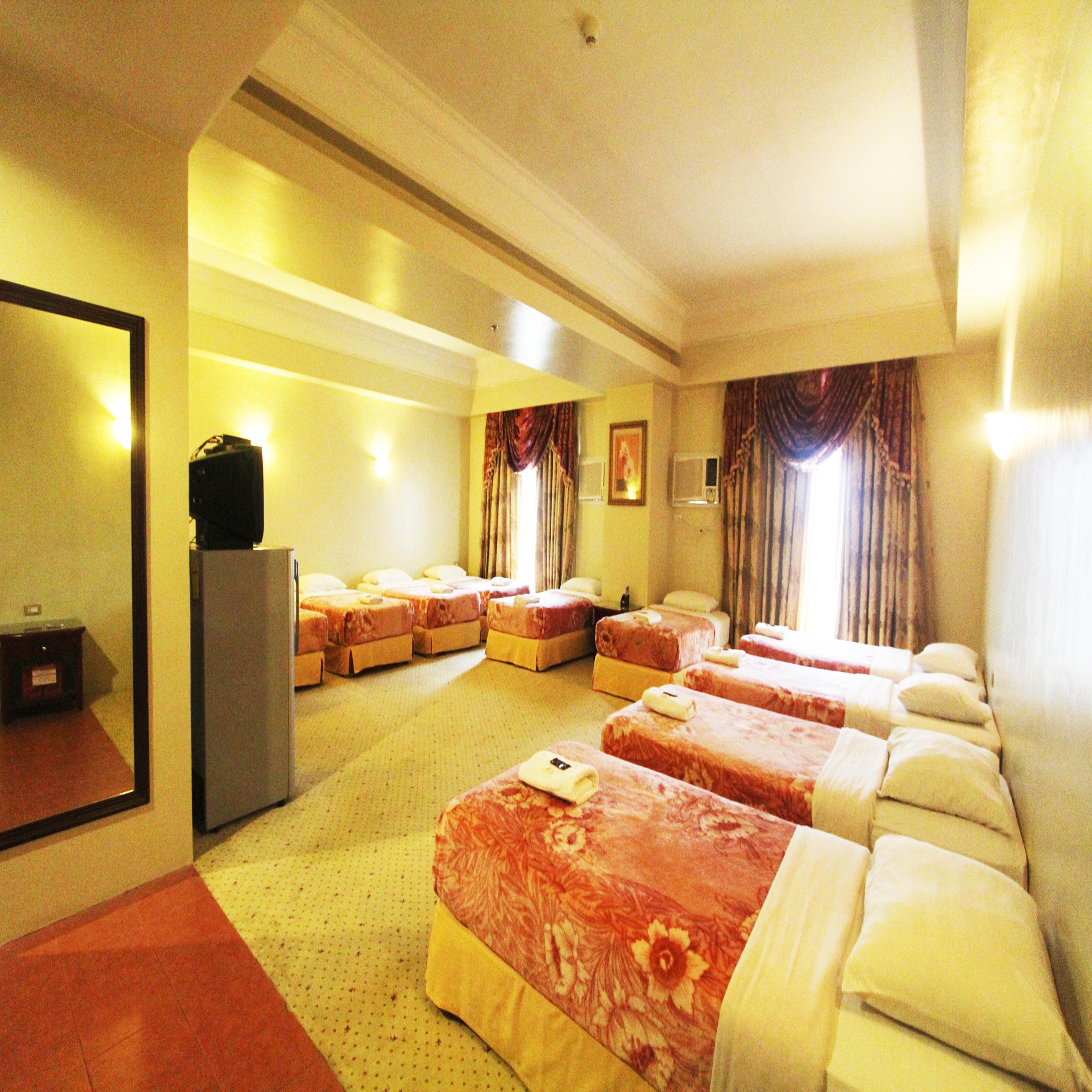 Sarrosa International Hotel And Residential Suites Cebu Extérieur photo