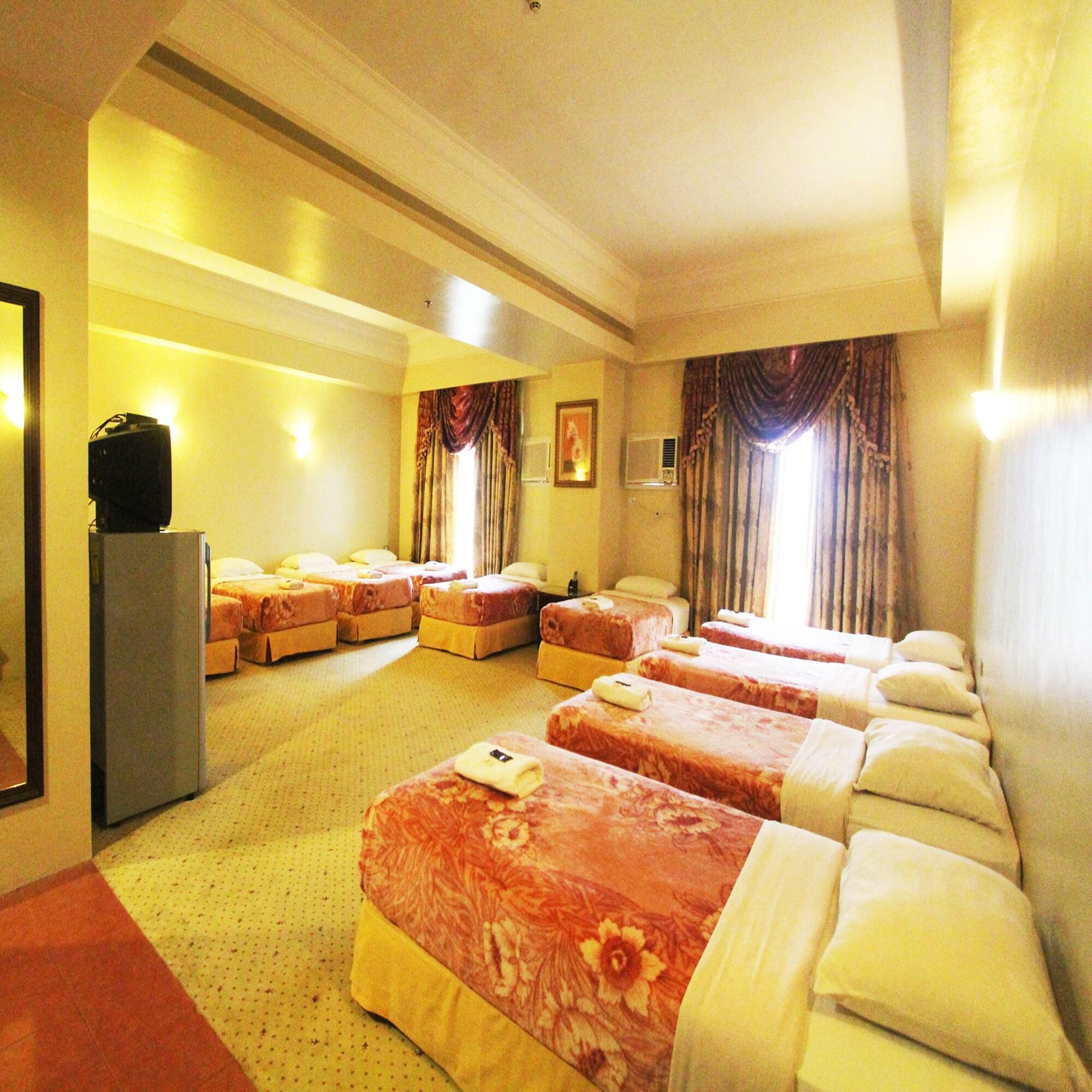 Sarrosa International Hotel And Residential Suites Cebu Extérieur photo