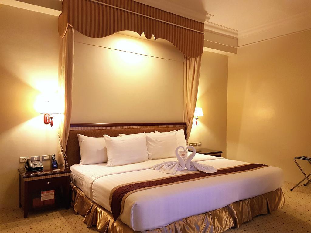 Sarrosa International Hotel And Residential Suites Cebu Extérieur photo